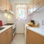 Apartment Hrast *