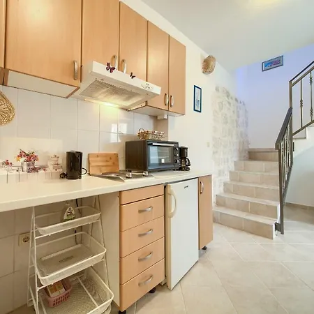 Hrast Apartment *