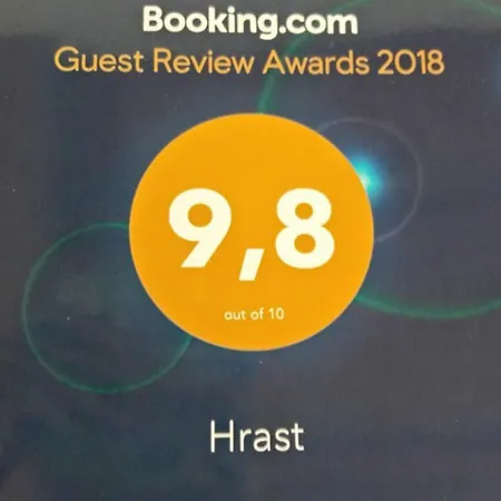 Hrast *